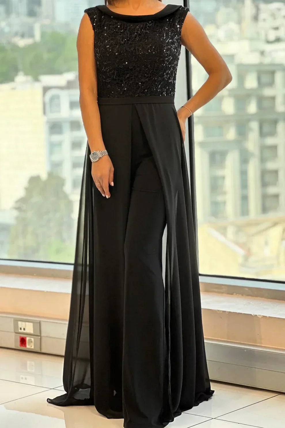 Louna™ | Elegante mono sin mangas